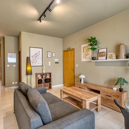 Paceville 1br In St Julians With Ac And Wifi By 360 Estates Apartmán